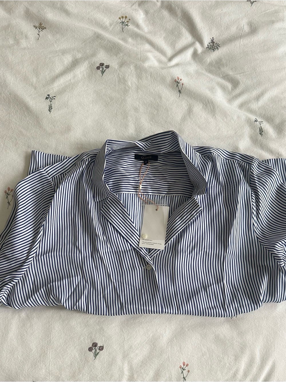 Quince Navy Striped Washable Stretch Silk Short Sleeve Notch Collar Blouse (NWT) - Picture 2 of 4
